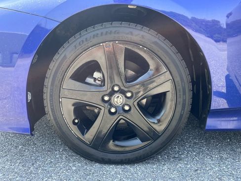 Used 2016 Toyota Prius Three Touring FWD image 20