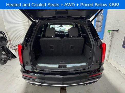 Used 2024 Cadillac XT6 Premium Luxury AWD/4WD image 21