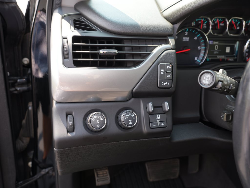 Certified 2020 Chevrolet Suburban Premier w/ RST 6.2L Performance Edition AWD/4WD image 17