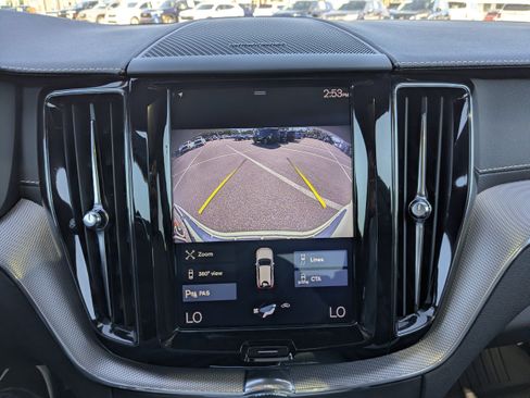 Used 2020 Volvo XC60 T5 R-Design w/ Protection Package Premier image 24