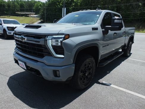 Used 2024 Chevrolet Silverado 2500 LT w/ Z71 Sport Edition AWD/4WD image 7