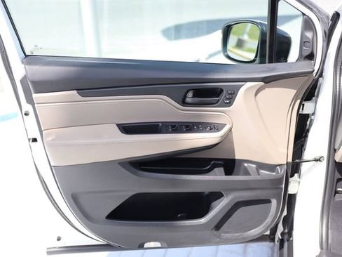 Used 2018 Honda Odyssey EX-L image 13