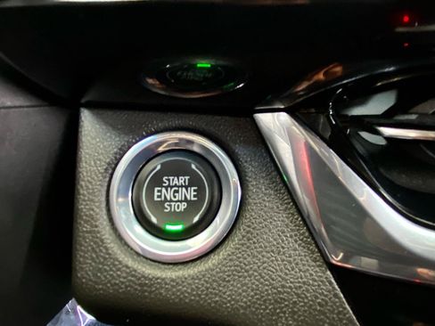 Used 2025 Buick Envista Sport Touring FWD image 36