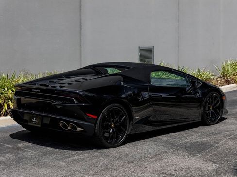Used 2016 Lamborghini Huracan LP 610-4 AWD/4WD image 5