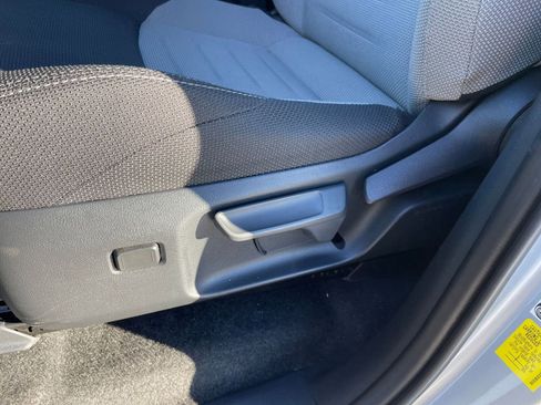 Used 2025 Toyota 4Runner TRD Off-Road image 23