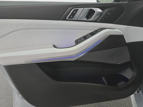 Certified 2026 BMW X5 xDrive40i w/ M Sport Package image 26