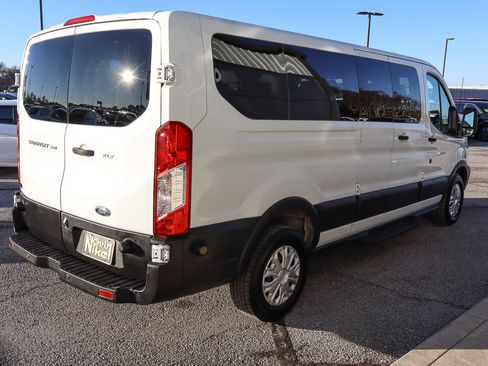 Used 2016 Ford Transit 350 XLT image 4