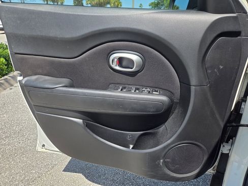 Used 2017 Kia Soul + w/ Designer's Package FWD image 21