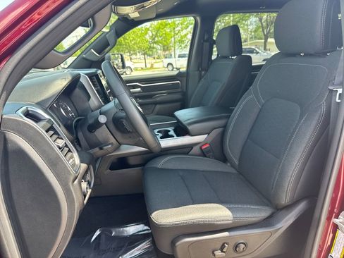 Used 2025 RAM 1500 Big Horn AWD/4WD image 10