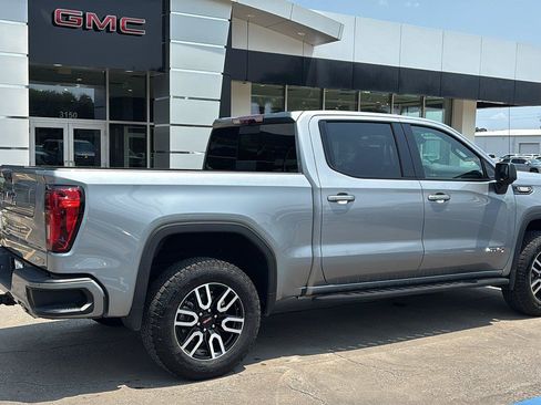 Certified 2024 GMC Sierra 1500 AT4 w/ Technology Package AWD/4WD image 8