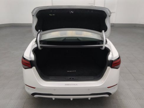 Used 2022 Nissan Sentra SV w/ SV Premium Package FWD image 29