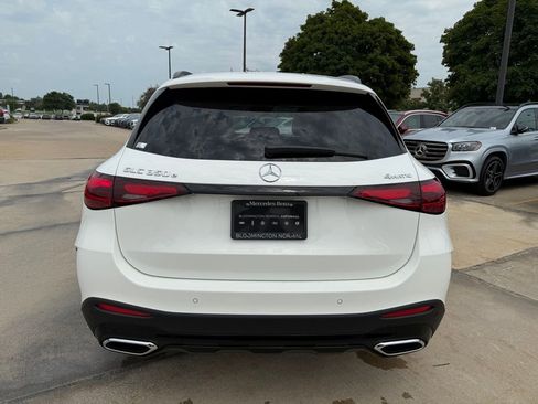 Used 2025 Mercedes-Benz GLC 350e 4MATIC image 5