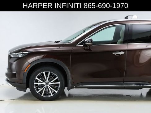 Used 2022 INFINITI QX60 Sensory w/ Cargo Package image 3