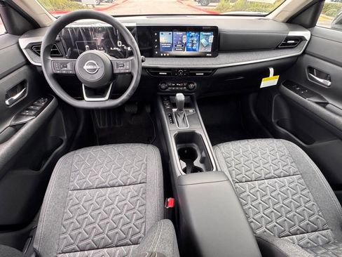 New 2026 Nissan Kicks SV image 12