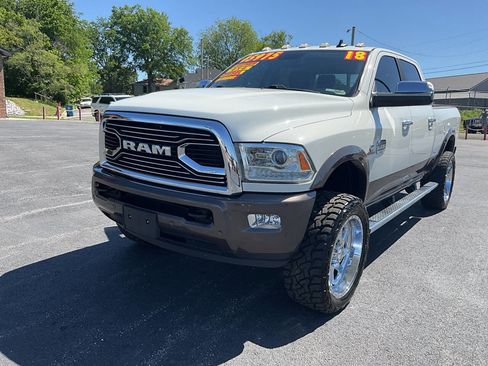 Used 2018 RAM 3500 Laramie Longhorn AWD/4WD image 29