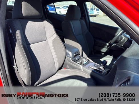 Used 2022 Dodge Charger SXT w/ Blacktop Package image 20