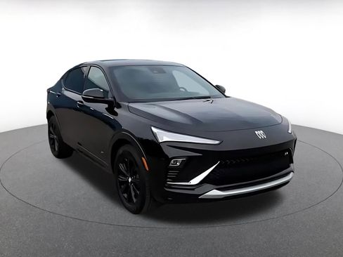 Used 2025 Buick Envista Sport Touring FWD image 3