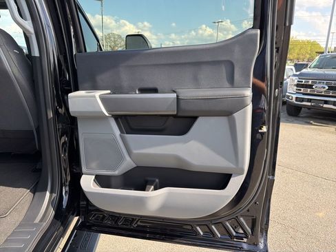 New 2026 Ford F250 XL w/ STX Appearance Package AWD/4WD image 19