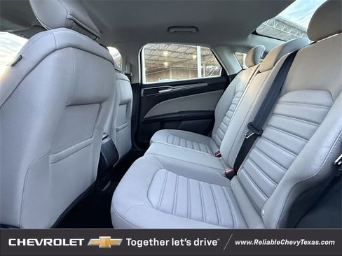 Used 2018 Ford Fusion S image 31
