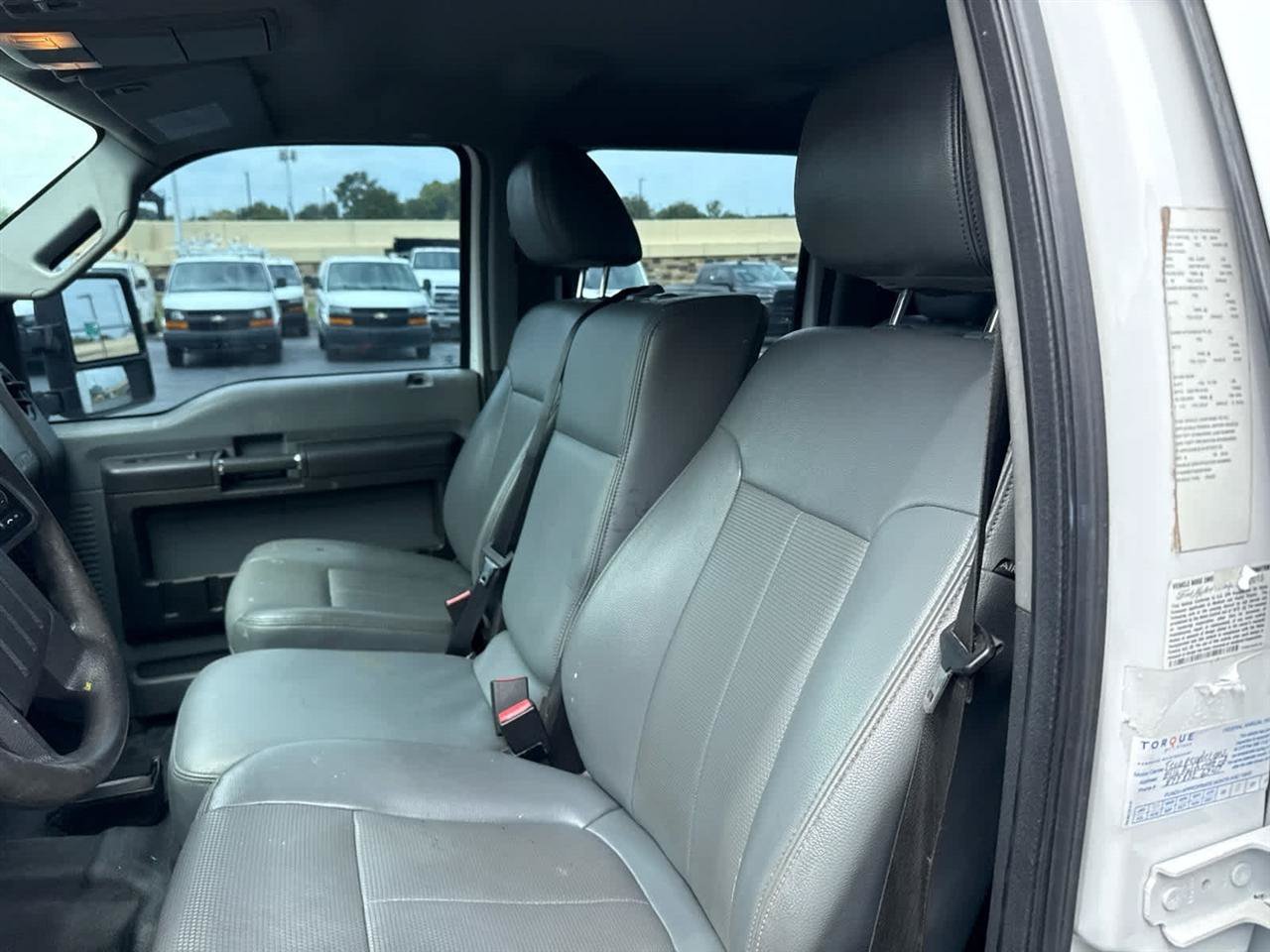 Used 2016 Ford F550 2WD Crew Cab Super Duty image 13