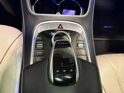 Used 2018 Mercedes-Benz S 560 Sedan image 22