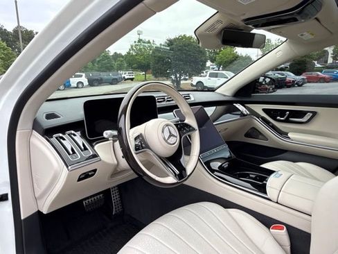 Used 2023 Mercedes-Benz S 500 4MATIC image 13