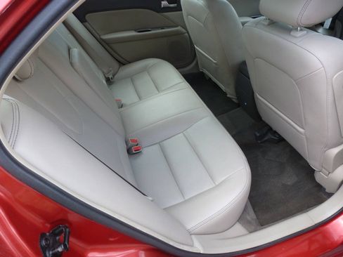 Used 2010 Ford Fusion SEL FWD image 24