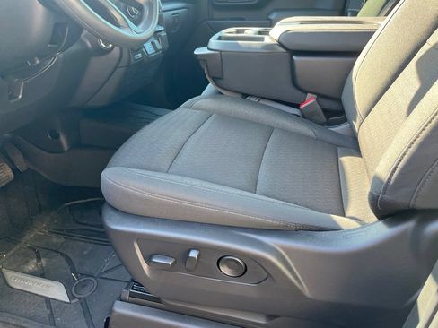 Used 2026 Chevrolet Silverado 2500 Custom w/ Custom Value Package AWD/4WD image 10