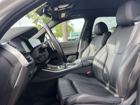 Used 2020 BMW X5 xDrive40i w/ Convenience Package image 16