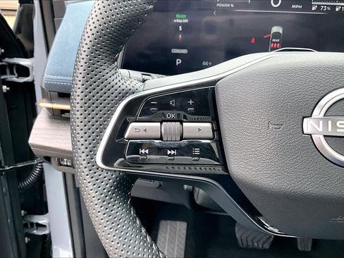 Used 2025 Nissan Ariya Platinum AWD/4WD image 23