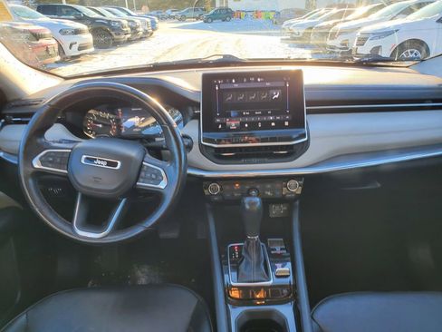 Used 2022 Jeep Compass Limited image 24