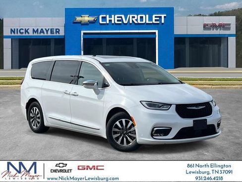 Used 2022 Chrysler Pacifica Limited FWD image 1