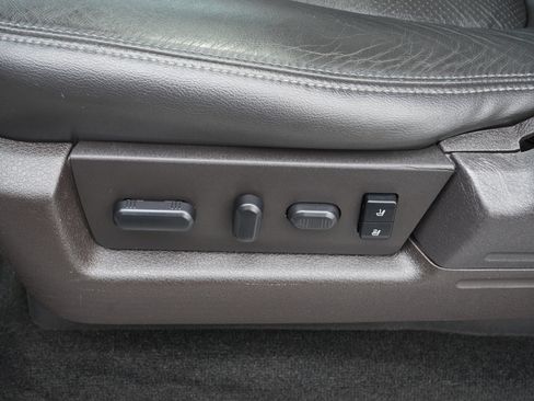Used 2014 Ford F150 Lariat w/ Equipment Group 502A Luxury AWD/4WD image 14