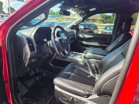 Used 2020 Ford Expedition XLT AWD/4WD image 4