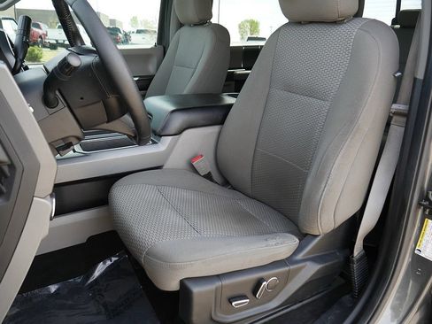 Used 2018 Ford F150 XLT w/ Equipment Group 302A Luxury AWD/4WD image 14