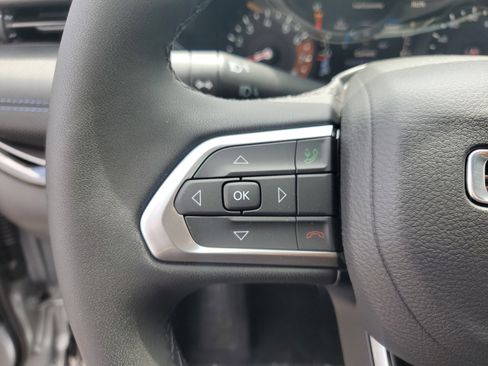 New 2026 Jeep Compass Latitude AWD/4WD image 14