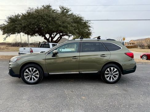 Used 2019 Subaru Outback 3.6R Touring w/ Popular Package #3A image 6