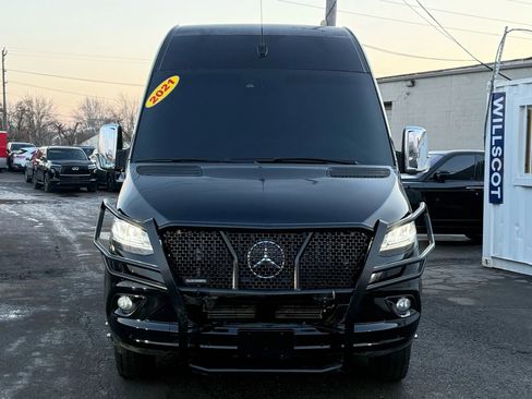 Used 2021 Mercedes-Benz Sprinter 3500 w/ Comfort Plus Package image 21