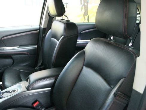 Used 2017 Dodge Journey GT w/ Driver Convenience Group FWD image 19