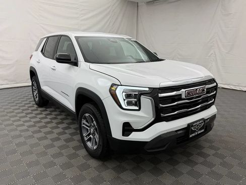 Used 2026 GMC Terrain Elevation FWD image 3