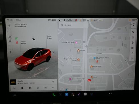 Used 2026 Tesla Model Y Long Range RWD image 11