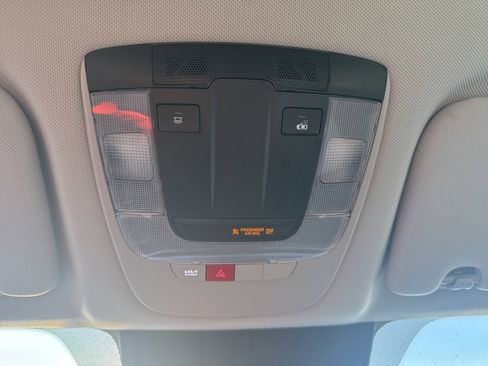 New 2025 Kia Sorento S image 39