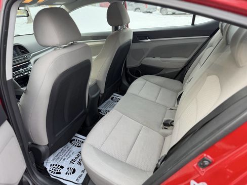 Used 2020 Hyundai Elantra SEL image 10