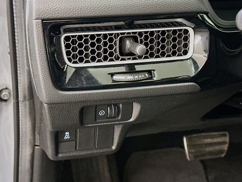 Used 2025 Honda Civic Sport Touring image 17