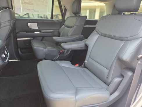 New 2026 Ford Expedition Active RWD image 18