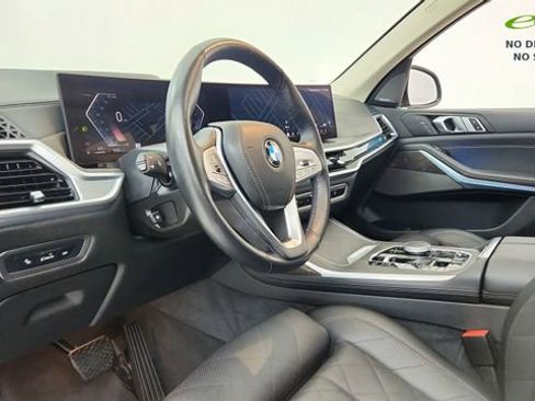 Used 2025 BMW X7 xDrive40i AWD/4WD image 19