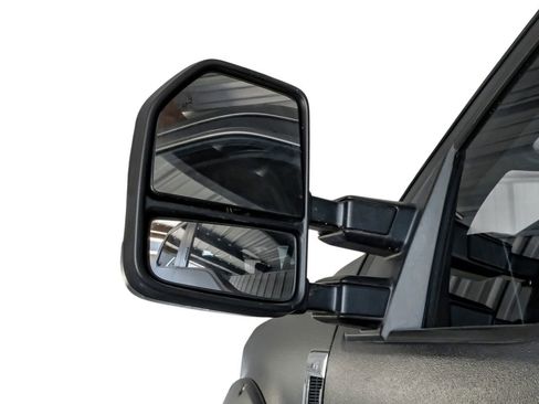 Used 2017 Ford F250 XLT w/ XLT Value Package image 38