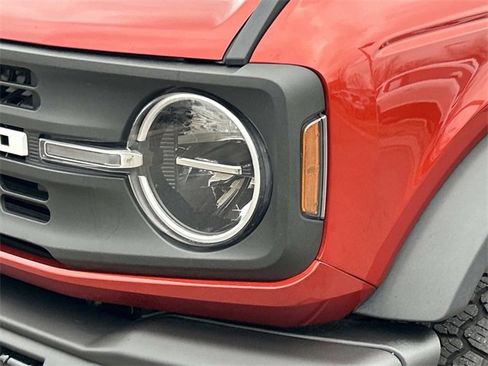 Certified 2023 Ford Bronco Black Diamond image 9