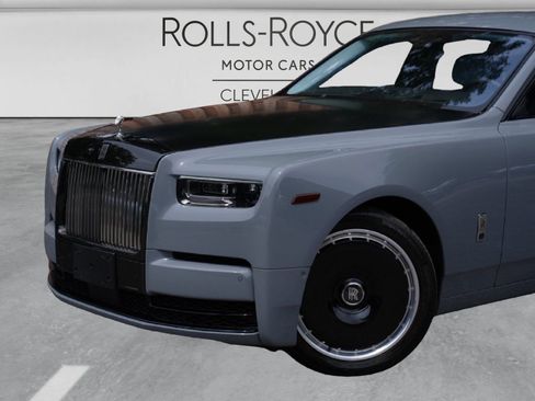 Certified 2024 Rolls-Royce Phantom Sedan w/ The Phantom Package RWD image 53
