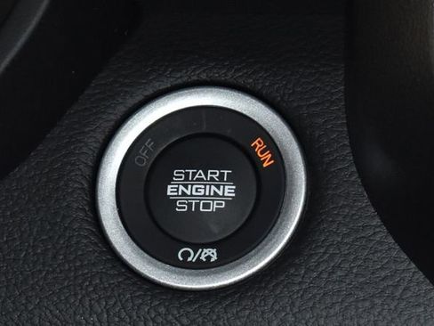 New 2026 RAM 1500 4x4 Crew Cab image 24